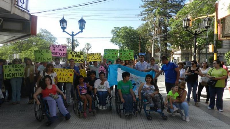 Caminata por el día Internacional de la Persona con Discapacidad