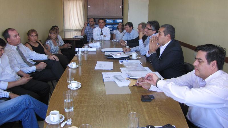 Diputados explicaron el recorte presupuestario a integrantes de AJUCA