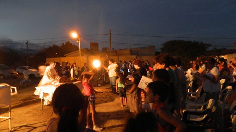 Celebran a la Patrona Madre Maravillas con una procesión y misa en la zona sur  