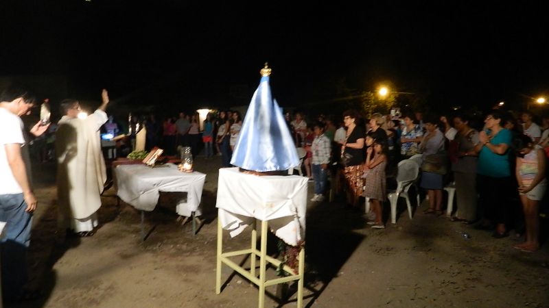 Celebran a la Patrona Madre Maravillas con una procesión y misa en la zona sur  