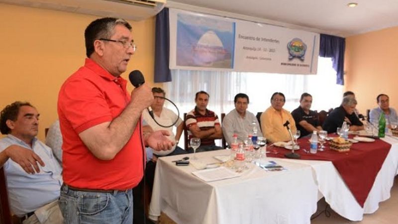 Intendentes impulsaron a Lucía “candidata natural” justicialista