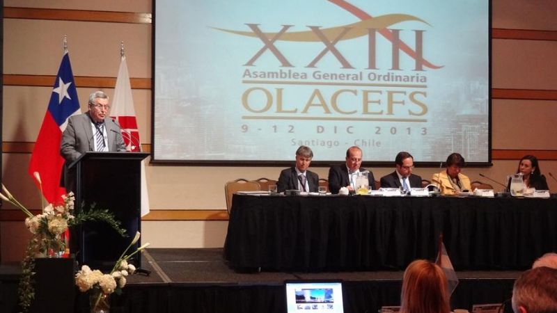 Pernasetti disertó en Chile