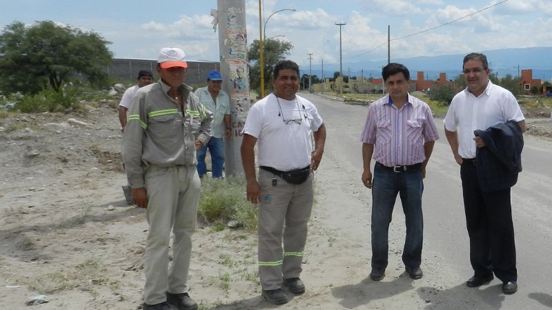 Jalil supervisó los trabajos de la nueva rotonda de encauzador de tránsito