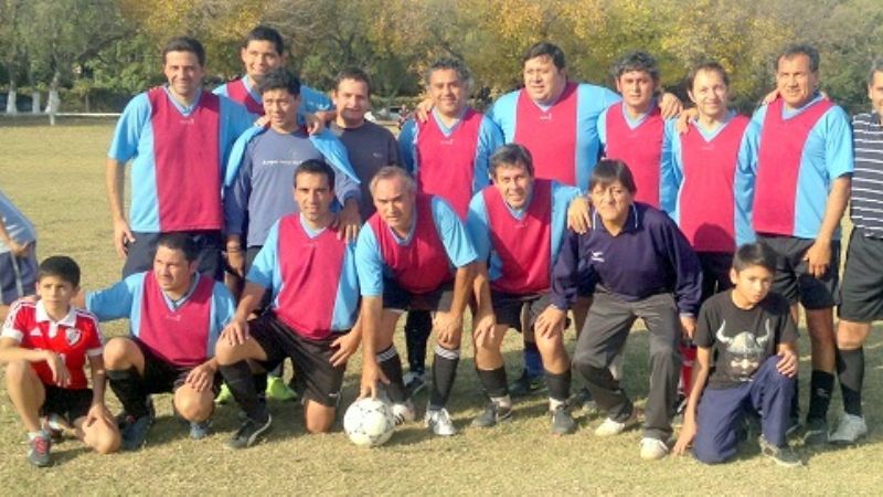 Profesionales por los títulos del Clausura en el estadio