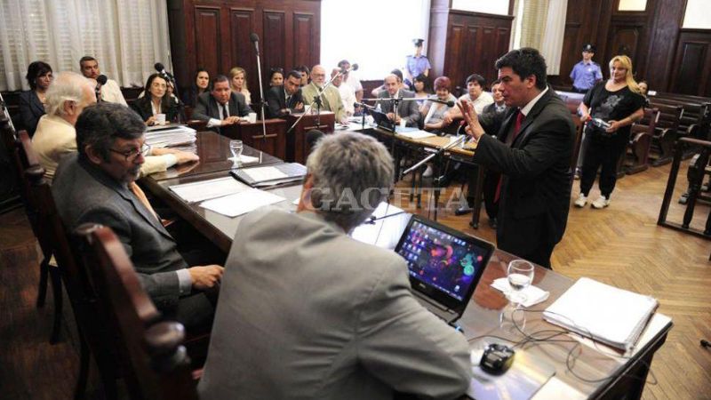 La Corte condenó a 10 de los 13 imputados