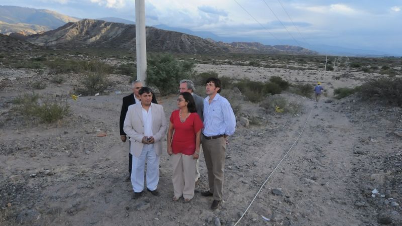 La Gobernadora entregó 30 viviendas en Santa María