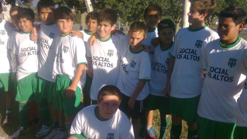 Escuela de Fútbol de Los Altos de competencia en Misiones