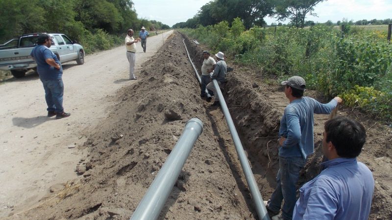 Continúa la realización de pozo de agua potable en el interior
