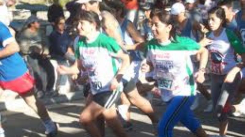 Atletismo y marcha reconocen sus campeones y destacados