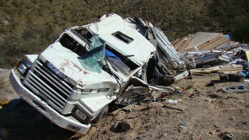 Volcó un camión en Capayán