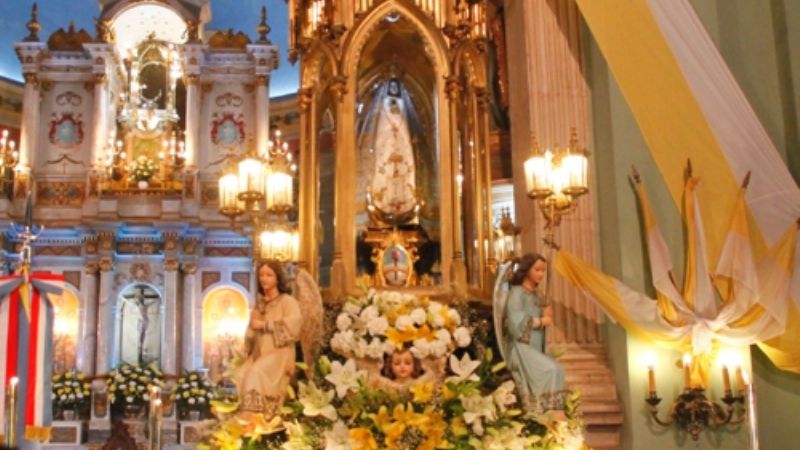 Jalil oficia misa en honor a la Virgen del Valle