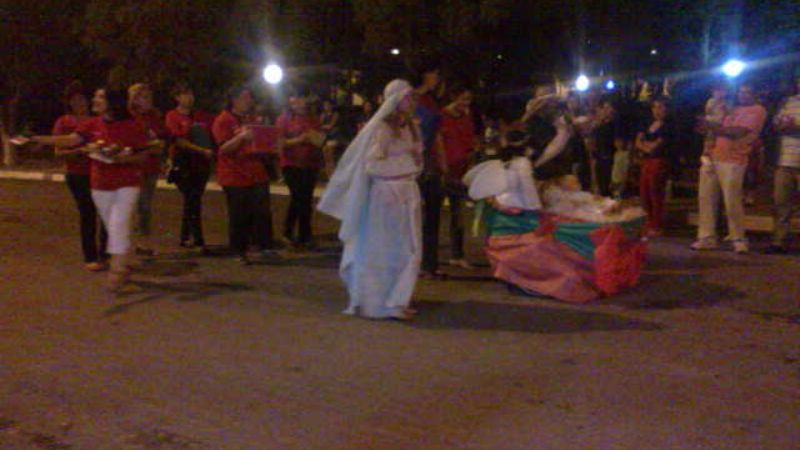 Desfile de carrozas en El Alto para despedir el año