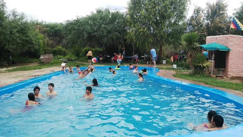 Camping “El sol”, un oasis en medio de algarrobos