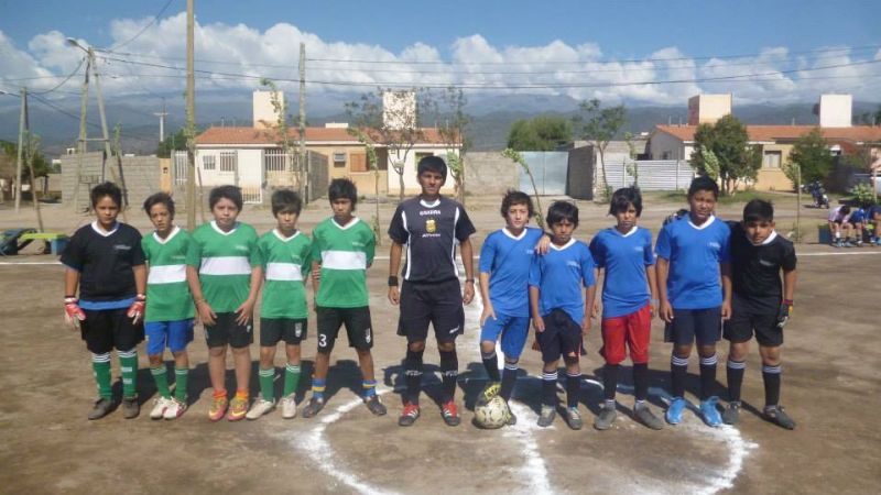 Torneo de fútbol infantil “Uniendo Canchitas”