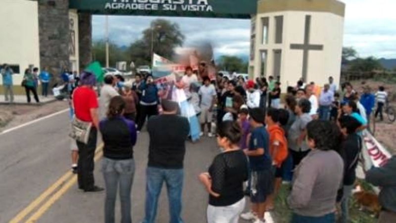 Alertan por corte en Ruta 60 a raíz de protesta de municipales