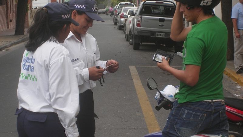 En operativos de tránsito, secuestran 145 vehículos