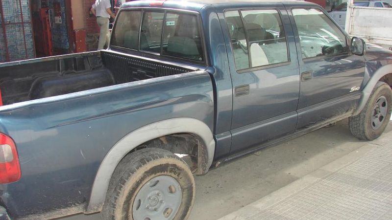 Secuestran una camioneta con patente y chasis adulterados