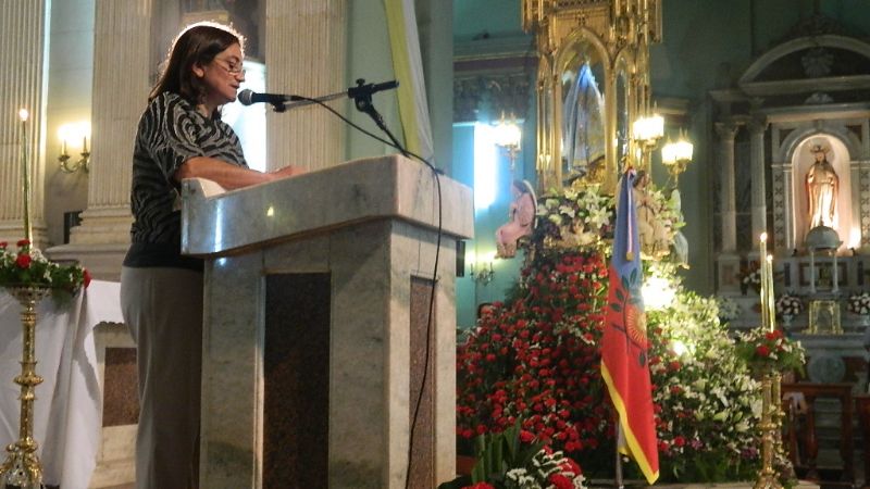 Lucía celebró su cumpleaños junto a la Virgen