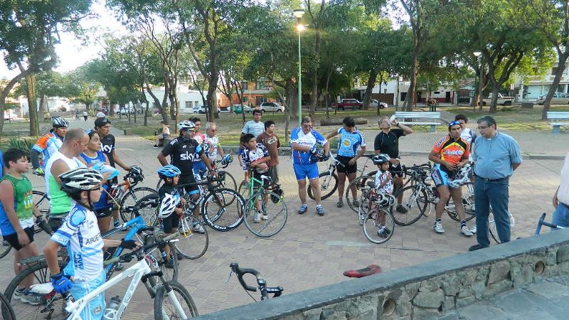 Bicicleteada desde Valle Viejo a Capital en honor a la Virgen del Valle