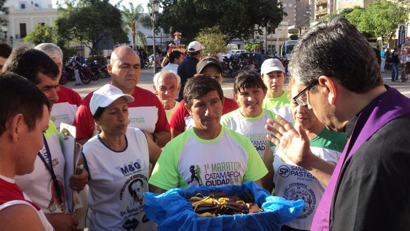 La maratón del peregrino unió la Catedral con la Gruta de la Virgen  
