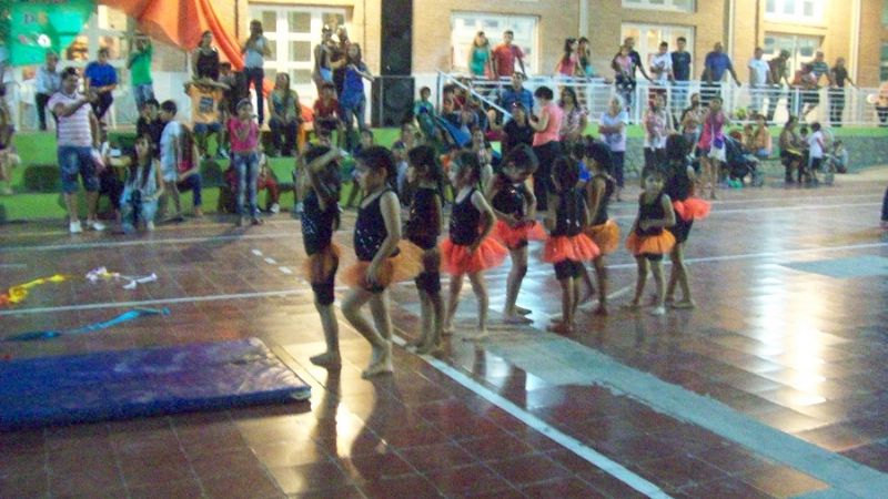 Muestra anual de alumnos en el Polideportivo Sur