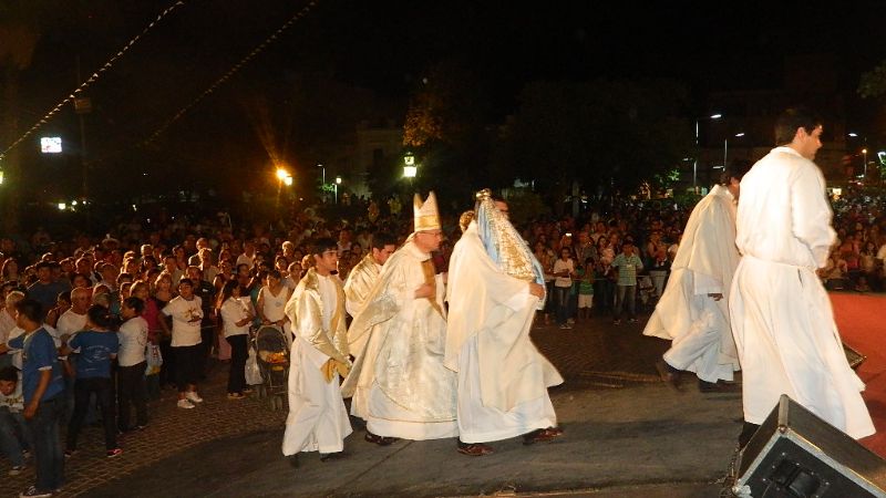 Urbanc: “La familia es escuela de valores donde se educan”