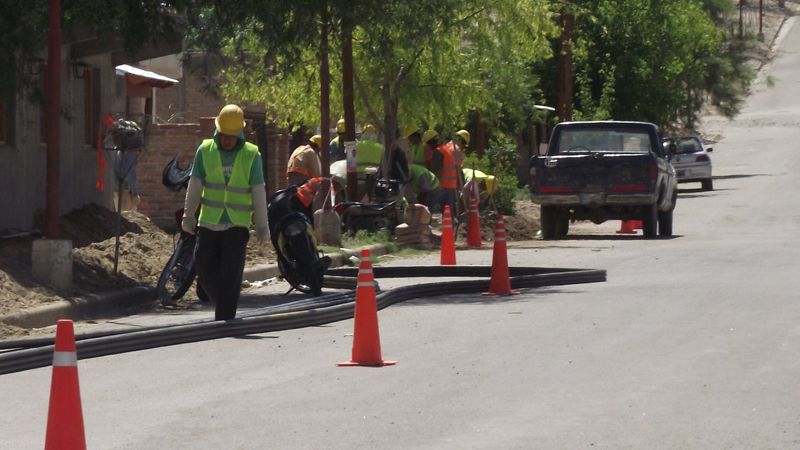 La empresa a cargo de la fibra óptica, otra vez incumplió normas