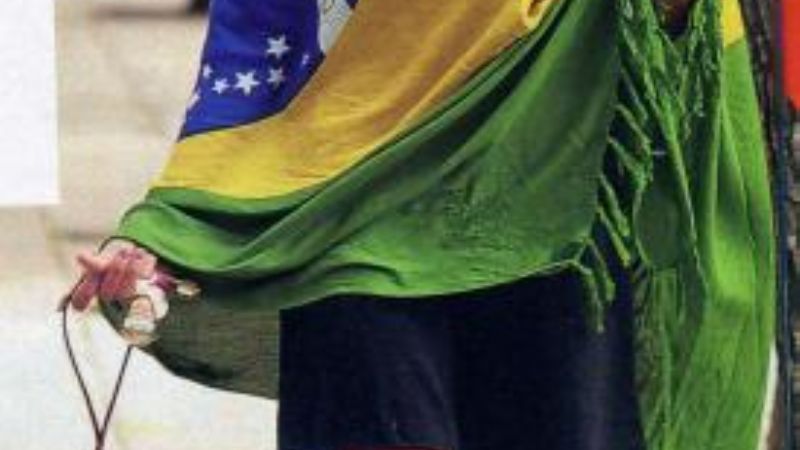 Quieren desterrar a la catamarqueña Calu Rivero 