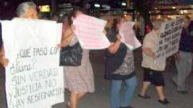 Reclamo de Justicia, por Eliana Barrera, en Recreo