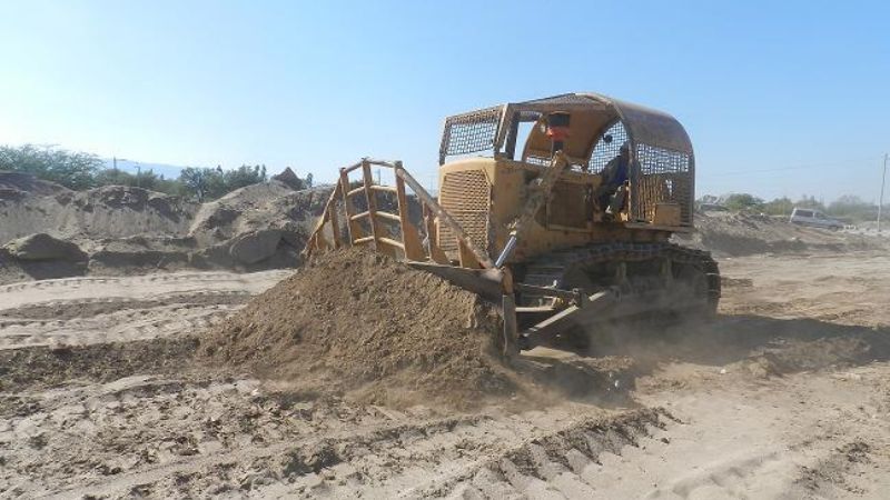 Continúan con los trabajos de canalización en el Arroyo Fariñango
