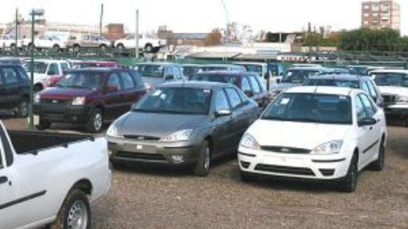 Venta de autos usados subió 0,1% a máximo histórico