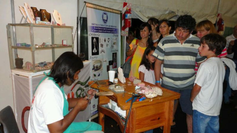 Artesanos catamarqueños se destacan en Entre Ríos