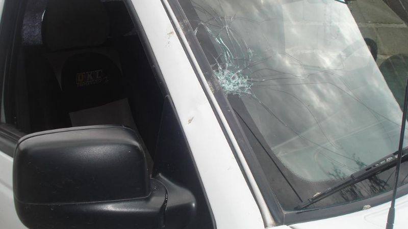 En allanamiento secuestran 120 gramos de marihuana y agreden a policías