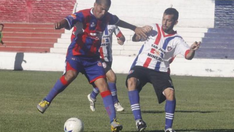 Al “Santo” le ‘robaron’ el triunfo en San Juan: 2 a 2