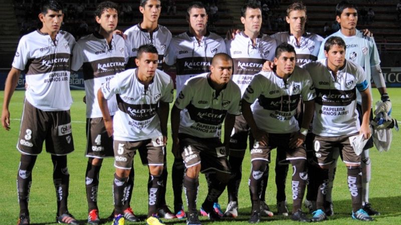 Arsenal y Platense vuelven a enfrentarse tras 11 años