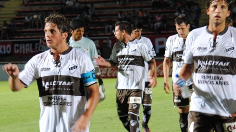 Platense sorprendió y se fue aplaudido de Catamarca