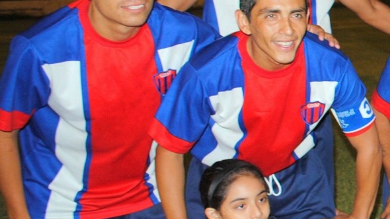 “Tesho”, invicto, con el “1” y además ‘metió’ a Estudiantes 
