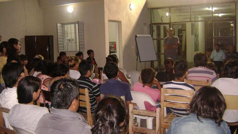 Jóvenes debatieron sobre el voto a los 16 años 