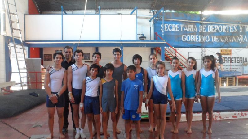 Gimnasia y taekwondo con evaluativos para JUDEJUT 2013