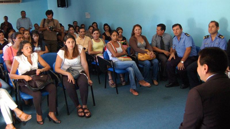 A raíz de las quejas, Gordillo se reunió con personal del IES de la Policía 