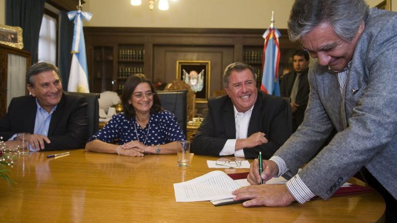 La gobernadora lanzó el Plan Provincial Agroindustrial