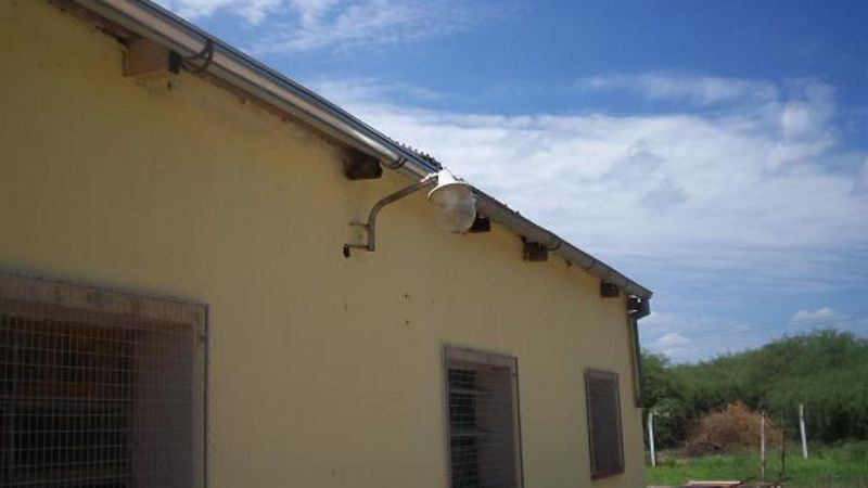 Realizaron trabajos de reparación en la escuela Las Palmitas