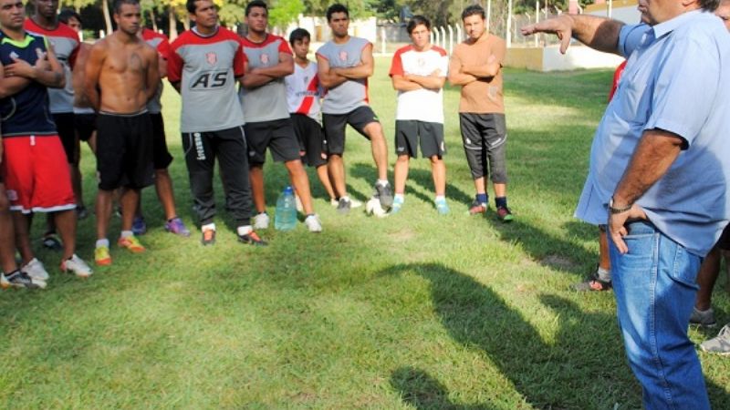 Sáez: “La primera meta es clasificar, y no estamos lejos”