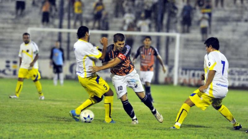 Gran triunfo de Policial en Córdoba, que está segundo