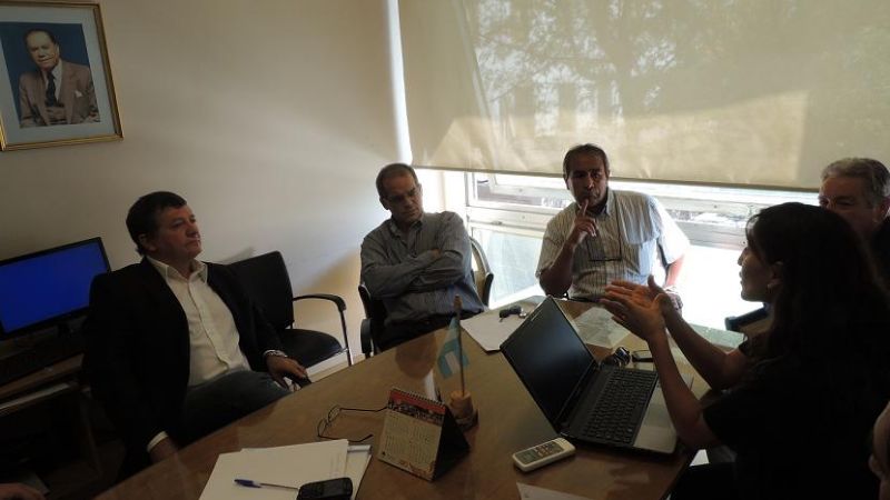 Senadores de FPV-PJ avanzan por el Centro Humaraya