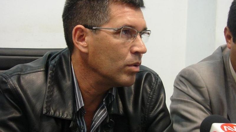 Custodia para jugadores de Villa Cubas y fuerte operativo