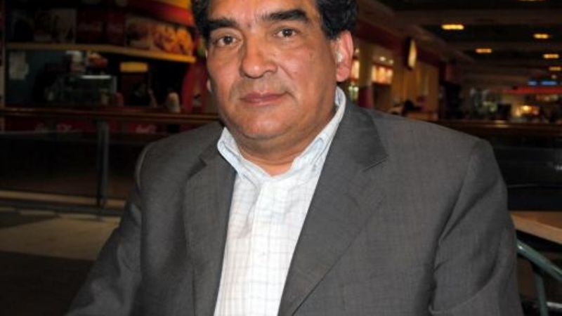 Gilberto Santillán ya no es intendente de Londres