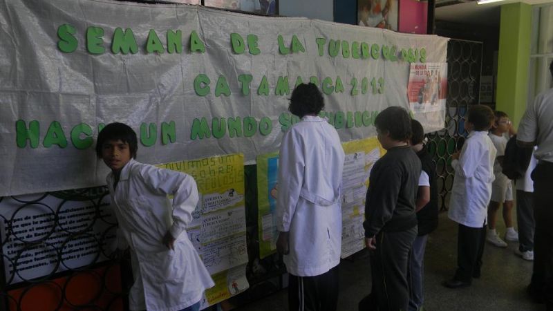 Alumnos visitaron el Ministerio de Salud