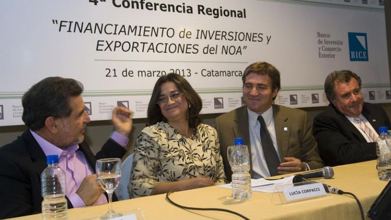 La gobernadora realizó anuncios para el sector Industrial
