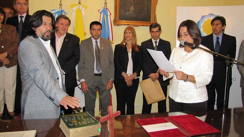 Corpacci puso en funciones a Ariza